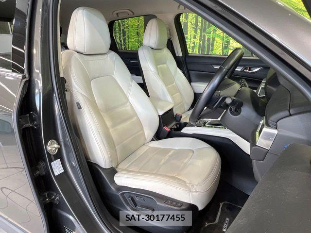 Mazda CX-5 2022-01 7562002-7