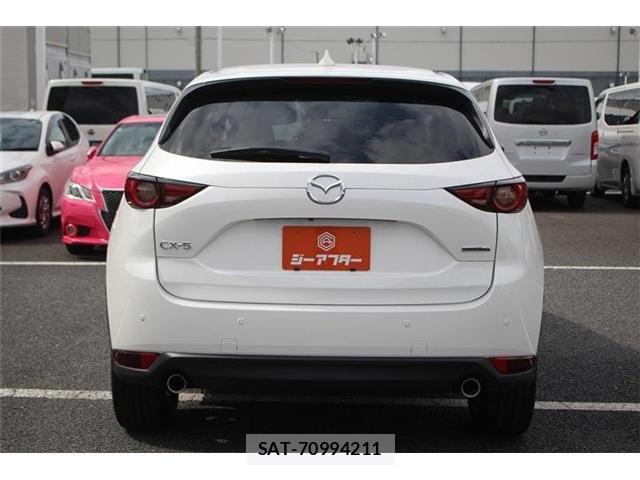 Mazda CX-5 2021-06 7562005-9