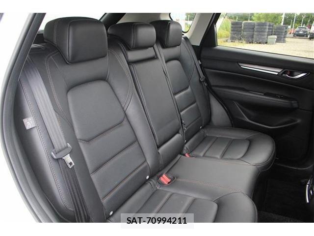 Mazda CX-5 2021-06 7562005-20