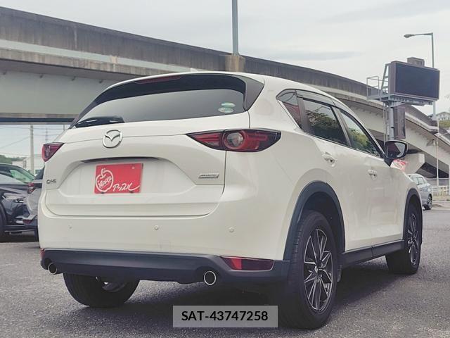 Mazda CX-5 2017-11 7615982-5
