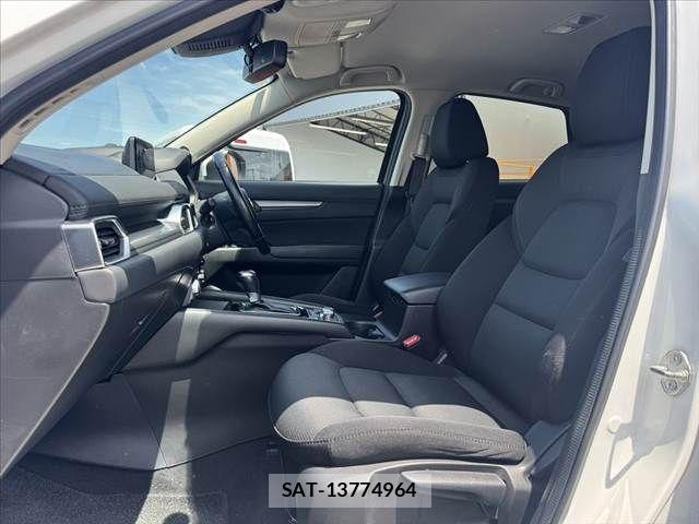 Mazda CX-5 2017-11 7615986-16