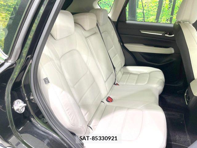 Mazda CX-5 2019-05 7615970-9
