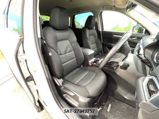 Mazda CX-5 2017-08 7615974-7
