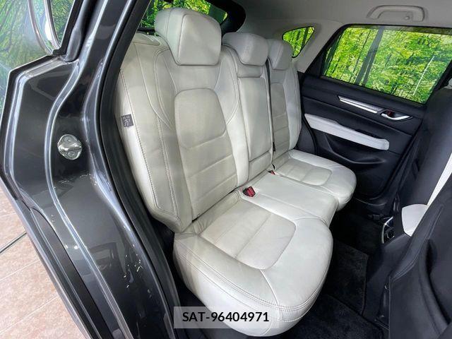 Mazda CX-5 2018-09 7615975-9