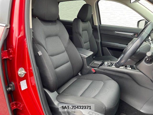 Mazda CX-5 2017-08 7615980-7