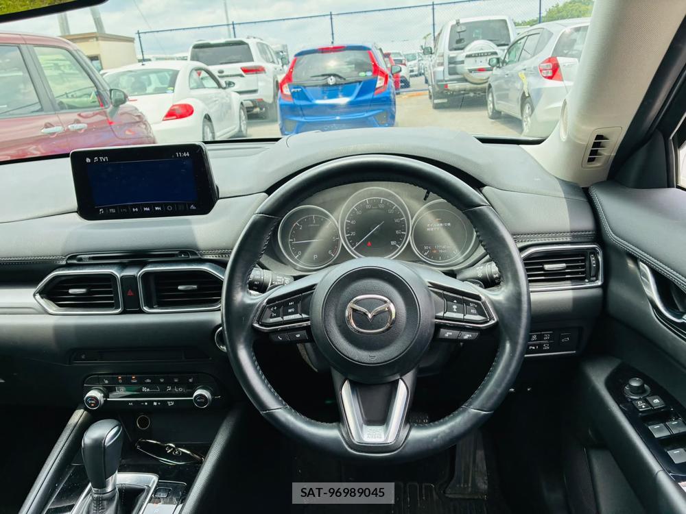 Mazda CX-5 2020-06 7550574-13