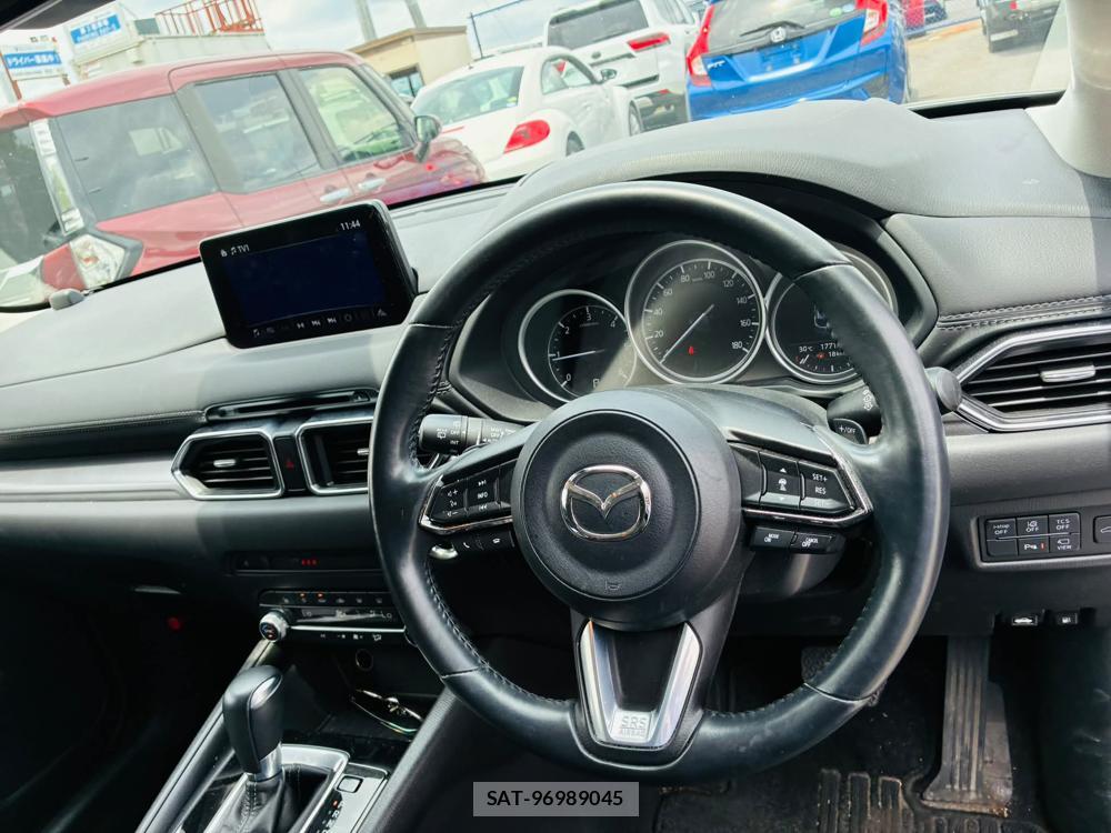 Mazda CX-5 2020-06 7550574-14
