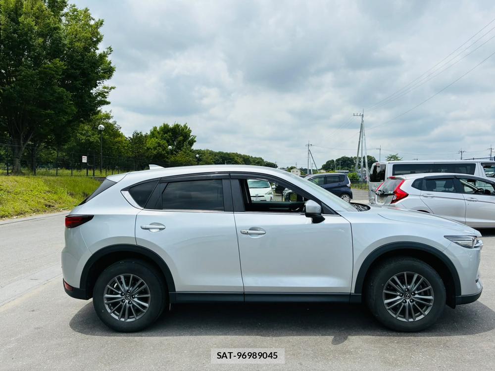Mazda CX-5 2020-06 7550574-5
