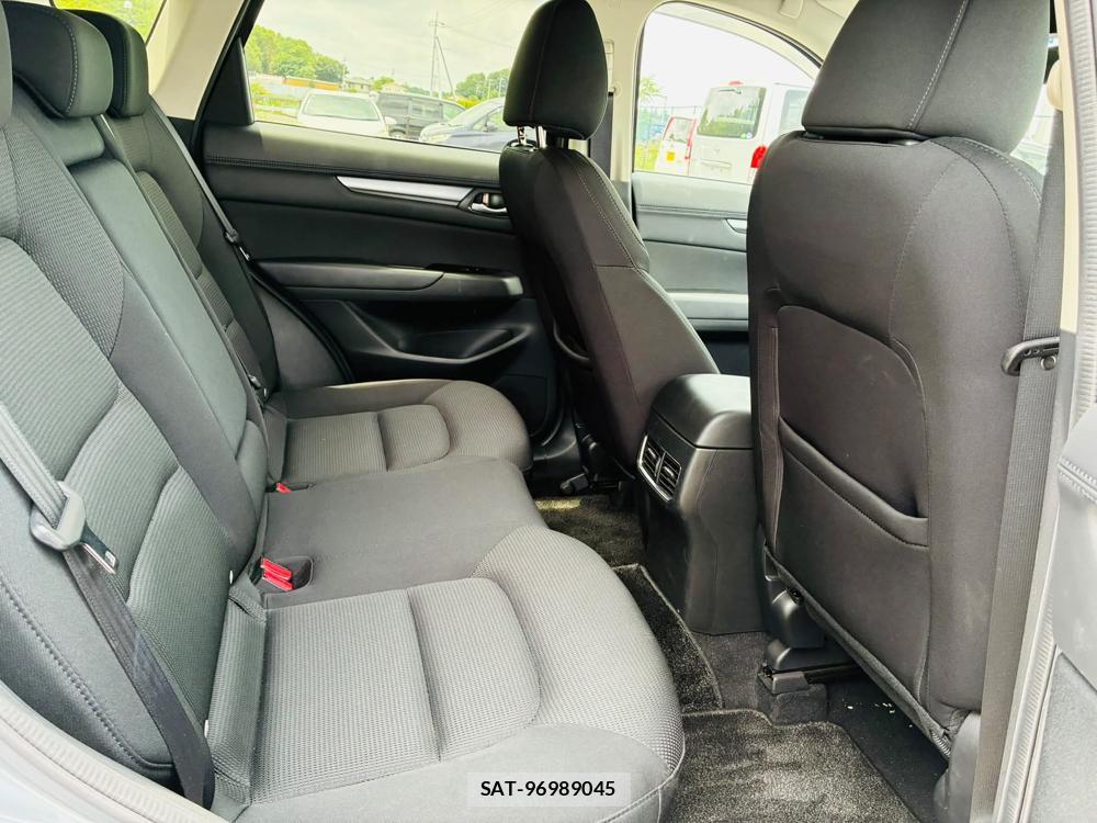 Mazda CX-5 2020-06 7550574-8