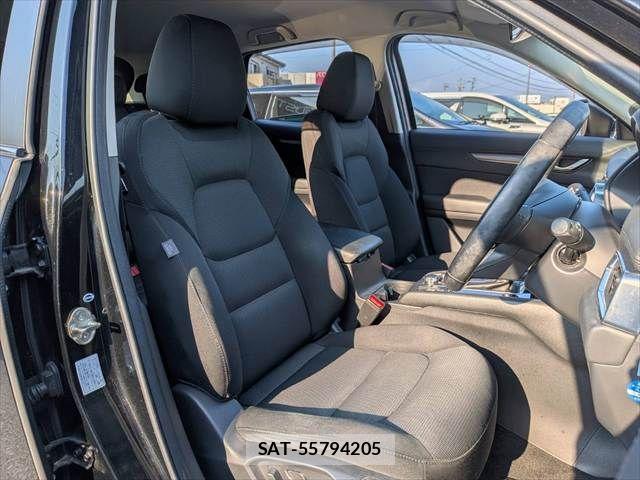 Mazda CX-5 2017-07 7875995-9