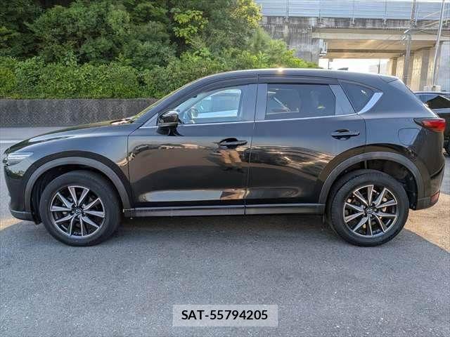 Mazda CX-5 2017-07 7875995-21
