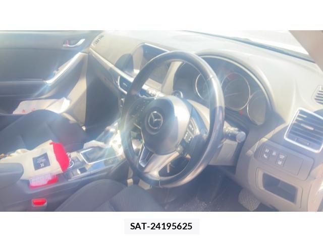 Mazda CX-5 2015-09 7876001-24