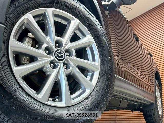 Mazda CX-5 2022-09 7961100-18