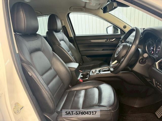 Mazda CX-5 2018-06 7961103-7