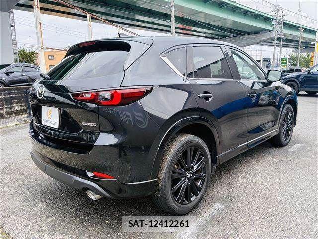 Mazda CX-5 2022-10 7961098-17
