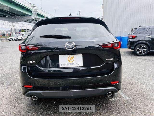 Mazda CX-5 2022-10 7961098-18