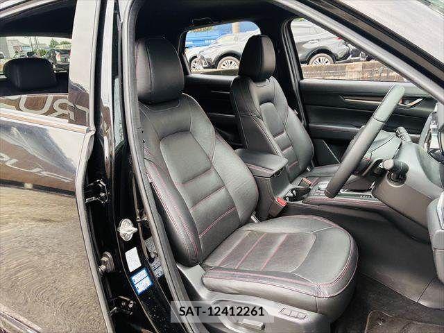 Mazda CX-5 2022-10 7961098-8
