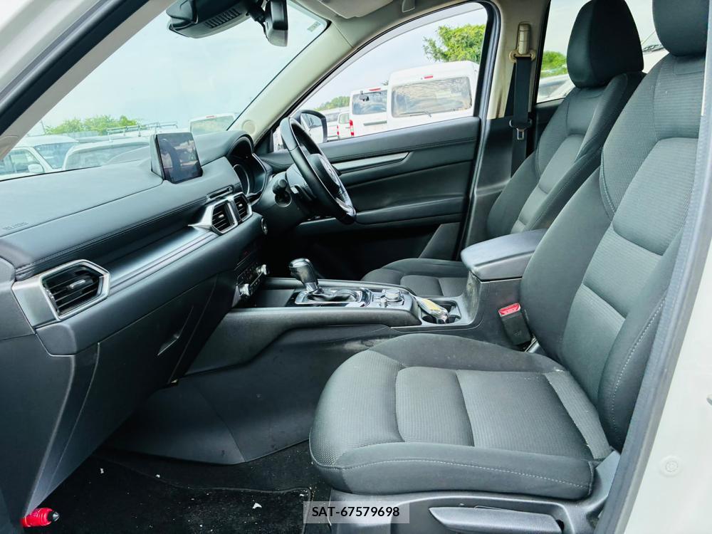 Mazda CX-5 2020-04 7933413-10