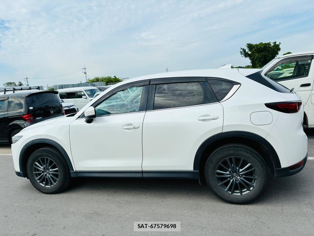 Mazda CX-5 2020-04 7933413-1