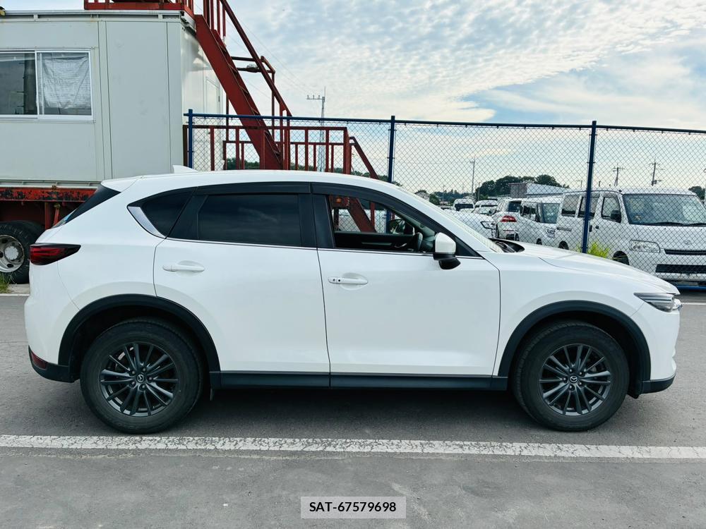 Mazda CX-5 2020-04 7933413-5