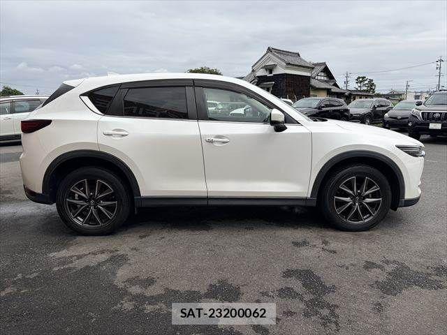 Mazda CX-5 2018-03 7978945-16