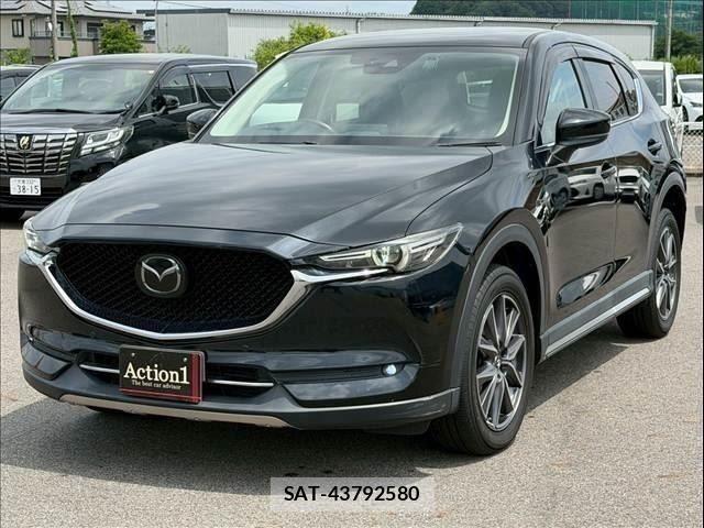 Mazda CX-5 2018-03 8035144-0