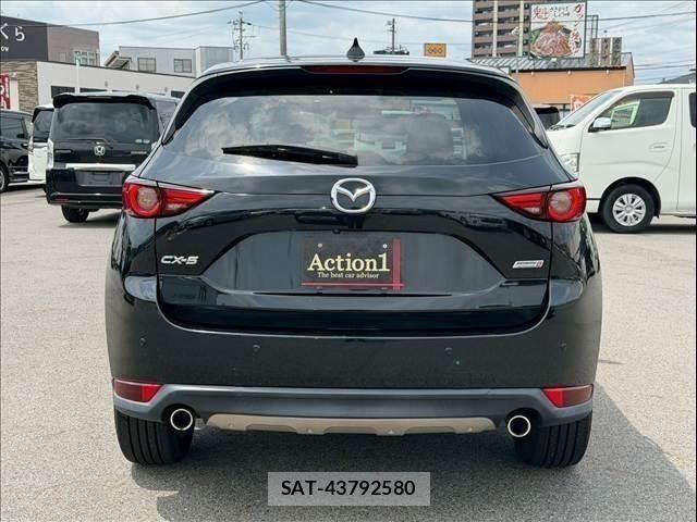 Mazda CX-5 2018-03 8035144-3