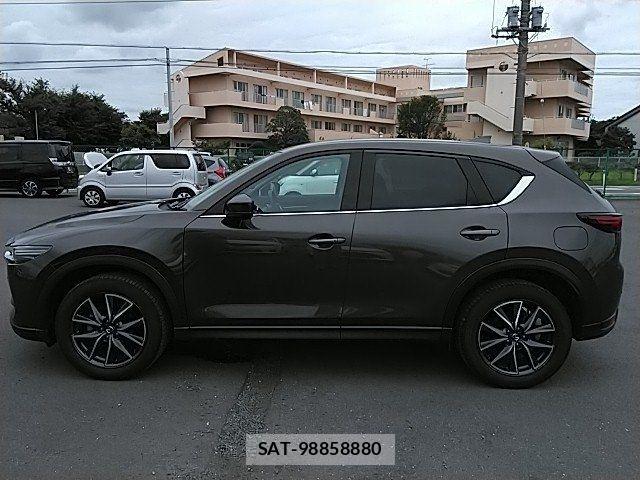 Mazda CX-5 2018-03 8035142-15