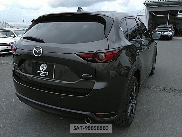 Mazda CX-5 2018-03 8035142-18