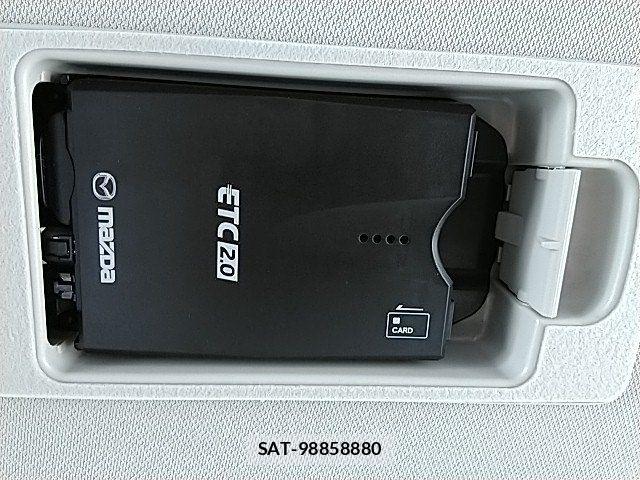 Mazda CX-5 2018-03 8035142-23