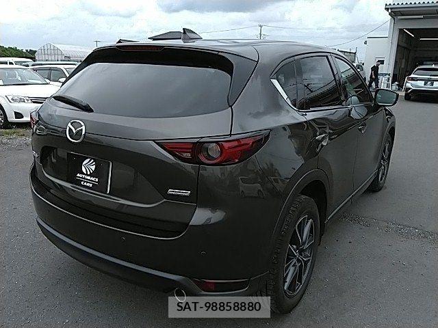 Mazda CX-5 2018-03 8035142-2