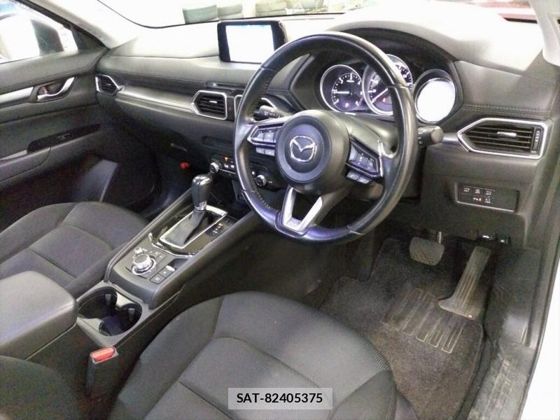 Mazda CX-5 2019-07 8044012-4