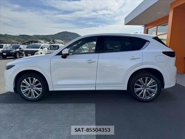 Mazda CX-5 2022-02 8035133-11