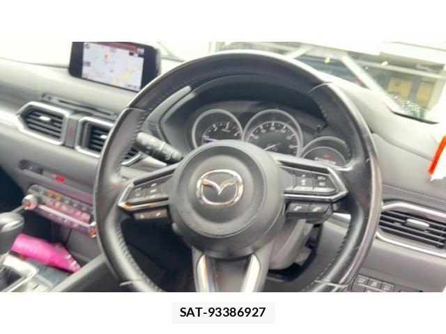 Mazda CX-5 2020-03 8035143-9