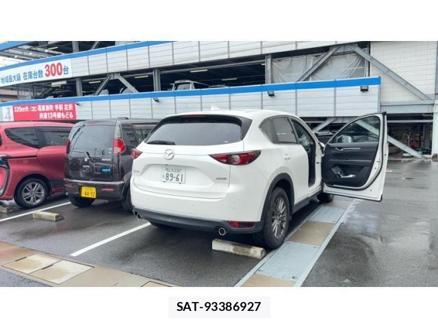 Mazda CX-5 2020-03 8035143-1