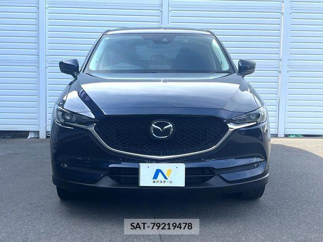 Mazda CX-5 2017-09 8035145-11
