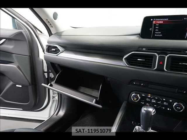 Mazda CX-5 2018-09 8098742-12