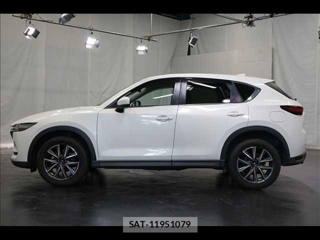 Mazda CX-5 2018-09 8098742-14