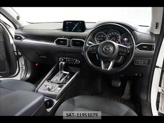 Mazda CX-5 2018-09 8098742-1
