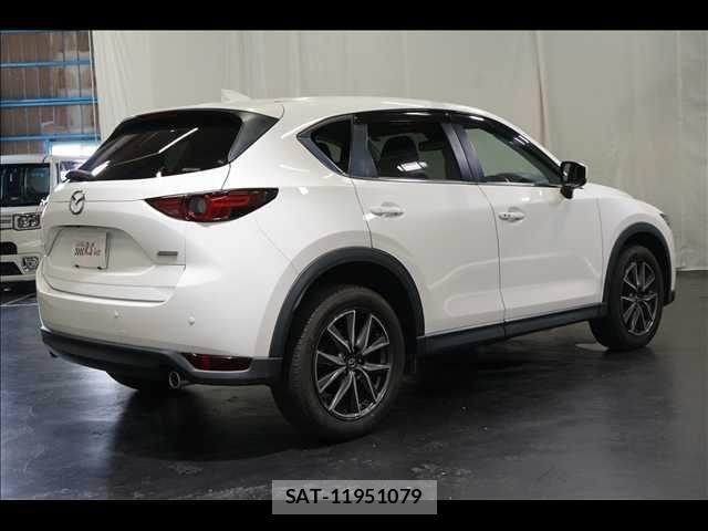 Mazda CX-5 2018-09 8098742-8