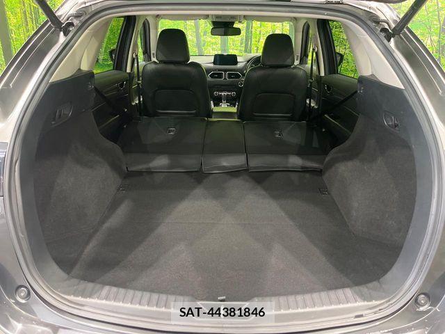 Mazda CX-5 2018-01 8129610-10