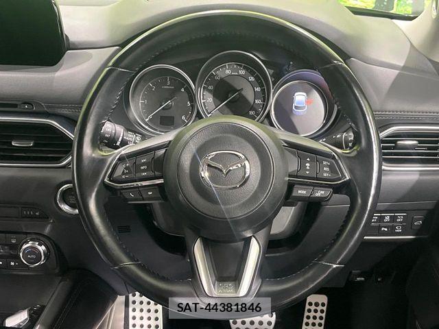 Mazda CX-5 2018-01 8129610-11