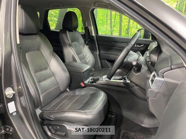 Mazda CX-5 2017-09 8129603-7