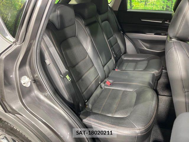 Mazda CX-5 2017-09 8129603-8