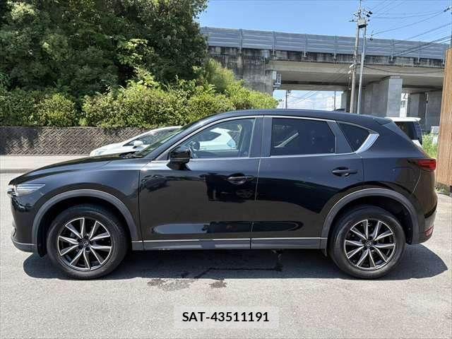 Mazda CX-5 2018-06 8129625-23