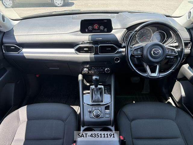 Mazda CX-5 2018-06 8129625-2