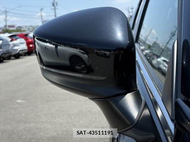 Mazda CX-5 2018-06 8129625-29