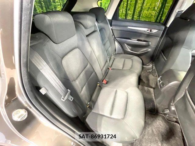 Mazda CX-5 2020-05 8145657-8