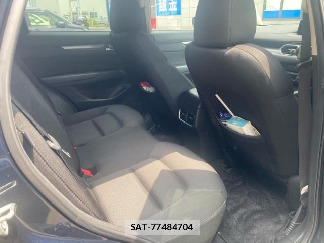 Mazda CX-5 2017-06 8145660-12