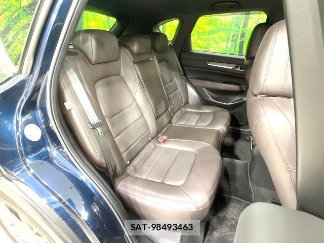 Mazda CX-5 2020-03 8158247-10